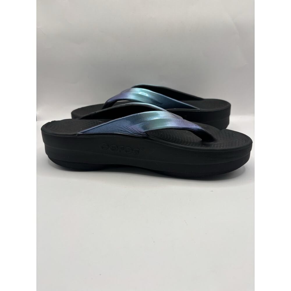 OOFOS OOmega Oolala Luxe Iridescent Blue Sandals Women Size 10 - Picture 7 of 9